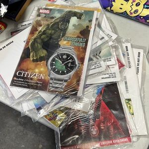 Lot of 30+ Marvel comics! Blind bag style! See description for info. I💜 offers!